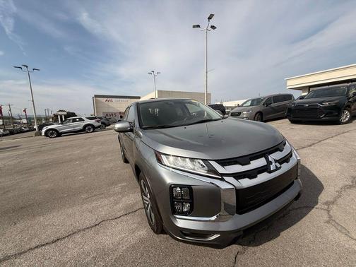 2025 Mitsubishi Outlander Sport SE