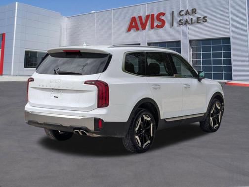 Glacial White Pearl 2025 Kia Telluride S
