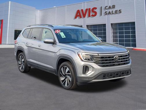 Silver Mist Metallic 2025 Volkswagen Atlas 2.0T SE w/Technology