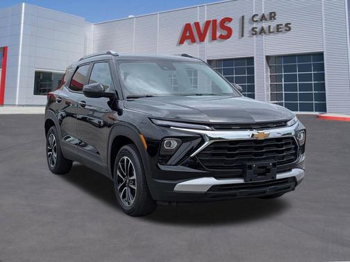Mosaic Black Metallic 2025 Chevrolet Trailblazer LT