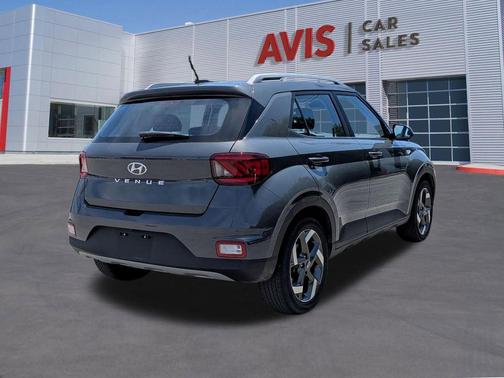 Ecotronic Gray 2025 Hyundai VENUE SEL
