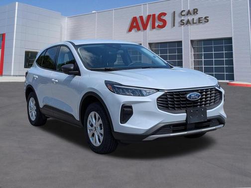 Space Silver Metallic 2025 Ford Escape Active