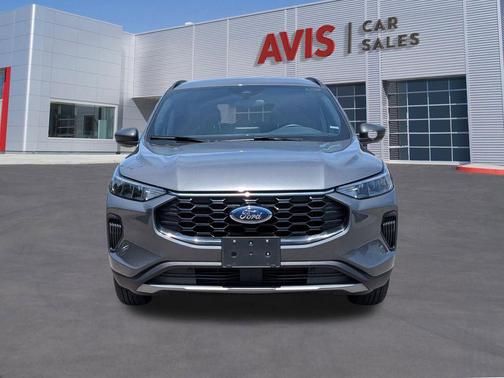 Carbonized Gray Metallic 2025 Ford Escape ST-Line