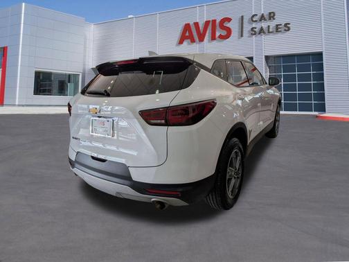 Summit White 2025 Chevrolet Blazer 2LT