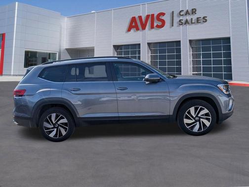 2025 Volkswagen Atlas 2.0T SE w/Technology 4MOTION