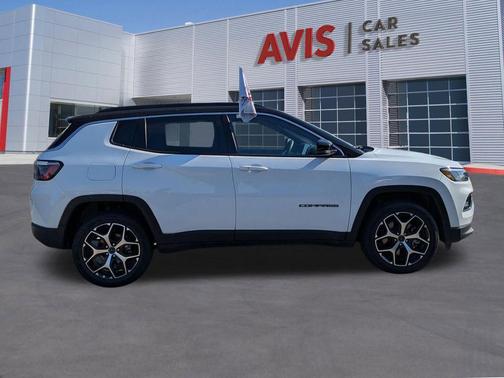 Bright White Clearcoat 2025 Jeep Compass Limited