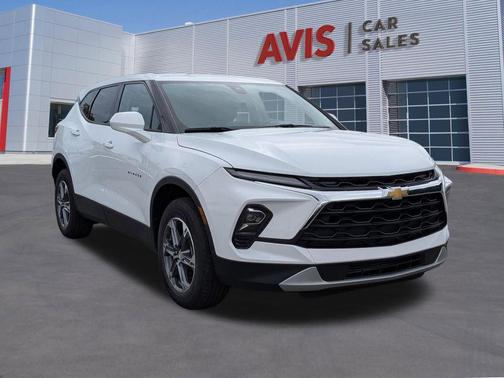 Summit White 2025 Chevrolet Blazer 2LT
