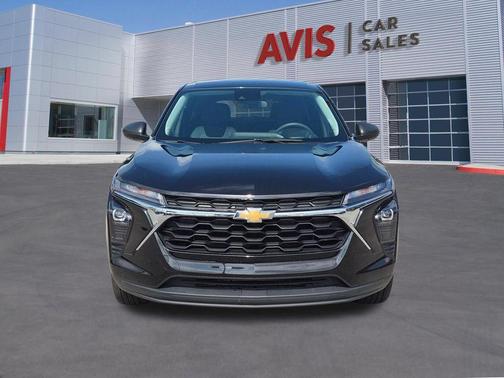 Black Metallic 2025 Chevrolet Trax LS