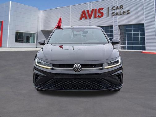 Deep Black Pearl 2025 Volkswagen Jetta 1.5T Sport