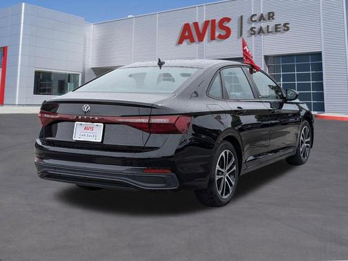 Deep Black Pearl 2025 Volkswagen Jetta 1.5T Sport
