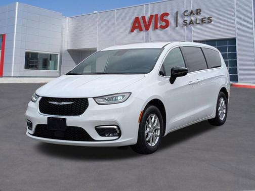 2025 Chrysler Pacifica L