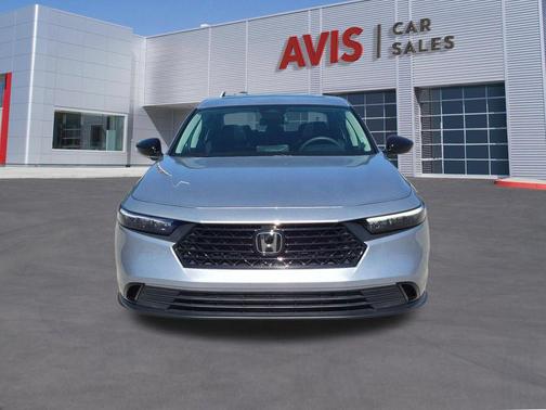 Meteorite Gray Metallic 2025 Honda Accord SE