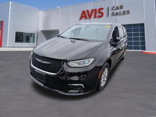 2025 Chrysler Pacifica L