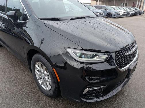 2025 Chrysler Pacifica L