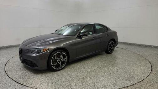 2025 Alfa Romeo Giulia Base