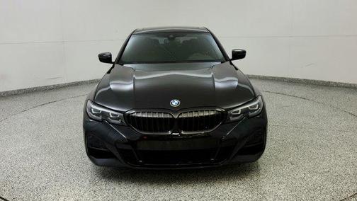 2022 BMW 330 i