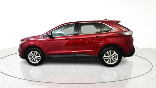 Red 2016 Ford Edge SEL