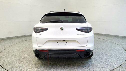 2025 Alfa Romeo Stelvio Base