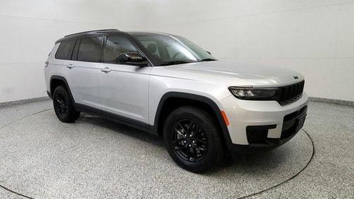 2021 Jeep Grand Cherokee L Laredo