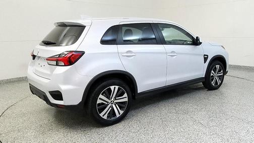 2025 Mitsubishi Outlander Sport ES