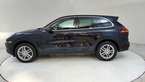 2016 Porsche Cayenne Base