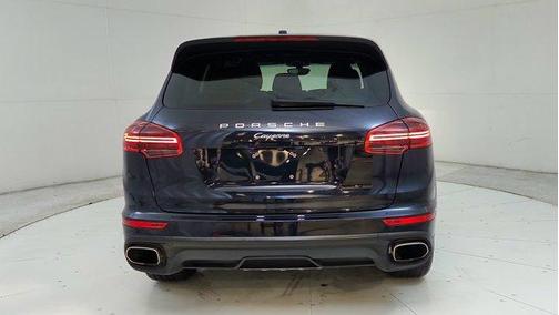 2016 Porsche Cayenne Base
