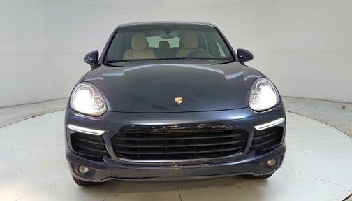 2016 Porsche Cayenne Base
