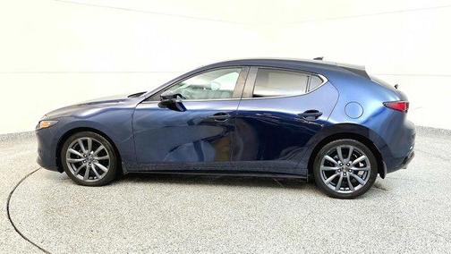 2019 Mazda Mazda3 FWD w/Preferred Package