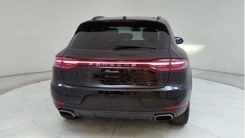 2020 Porsche Macan Base