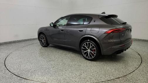 2026 Maserati Grecale Modena