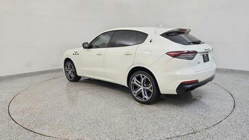 2022 Maserati Levante Modena