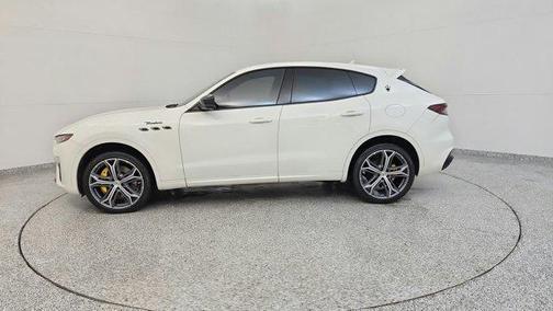 2022 Maserati Levante Modena
