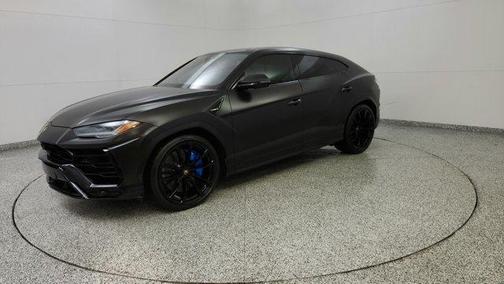 2021 Lamborghini Urus 