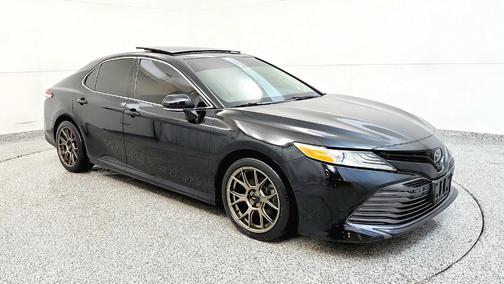 2018 Toyota Camry XLE