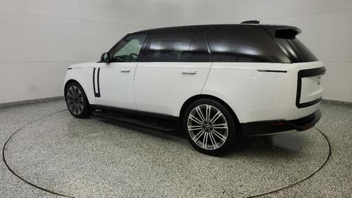 2024 Land Rover Range Rover P400 SE