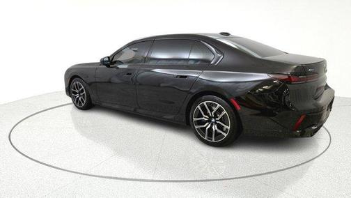 2023 BMW 760 760i xDrive