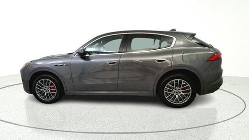 Gray 2023 Maserati Grecale GT