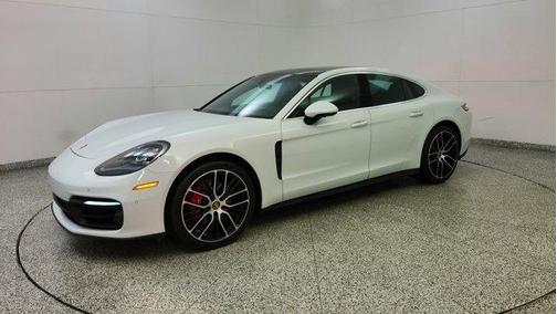 2023 Porsche Panamera 4S