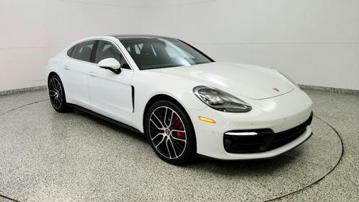 2023 Porsche Panamera 4S