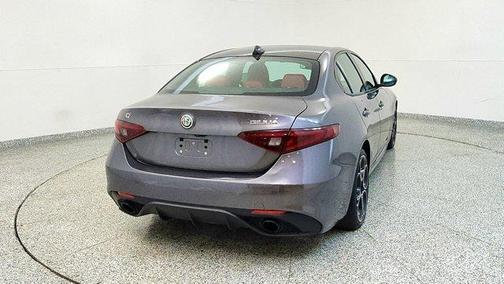 2022 Alfa Romeo Giulia Veloce