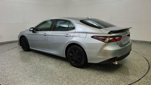 2022 Toyota Camry Hybrid LE