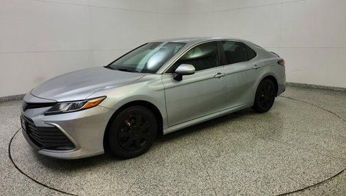 2022 Toyota Camry Hybrid LE