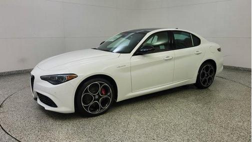 2025 Alfa Romeo Giulia Base