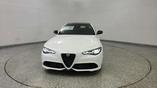 2025 Alfa Romeo Giulia Base