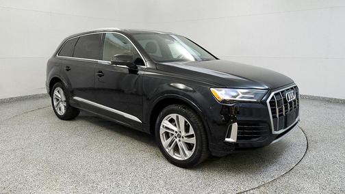 2022 Audi Q7 55 Premium Plus