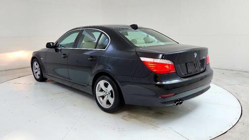 2008 BMW 528 i