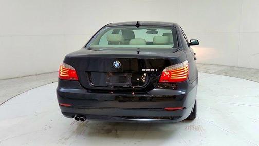 2008 BMW 528 i