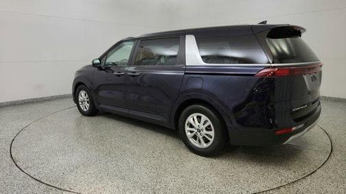 2022 Kia Carnival LXS