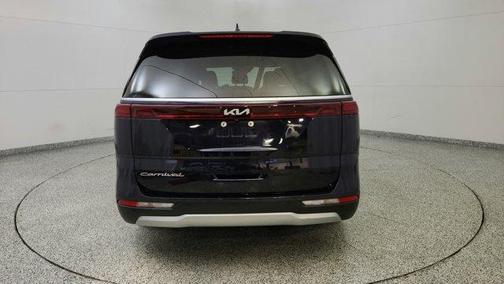 2022 Kia Carnival LXS