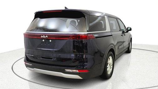 2022 Kia Carnival LXS